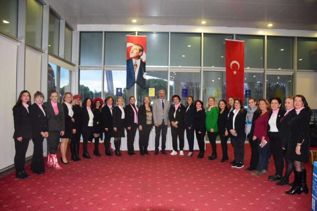 CHP Bursa’da kadın hakları paneli: “Hakkın Var”
